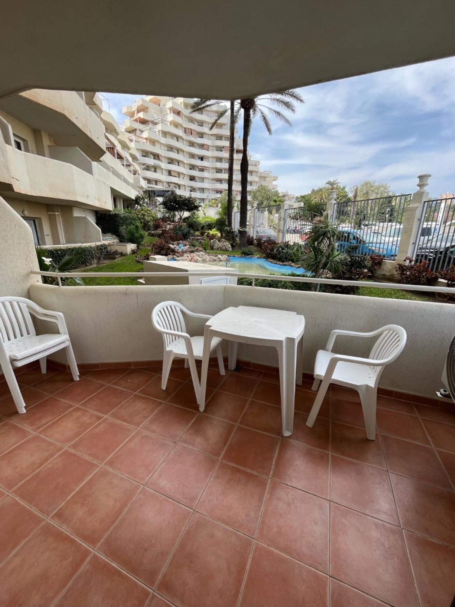 Benal Beach Vista Al Mar, Piscina Templada Benalmádena Extérieur photo